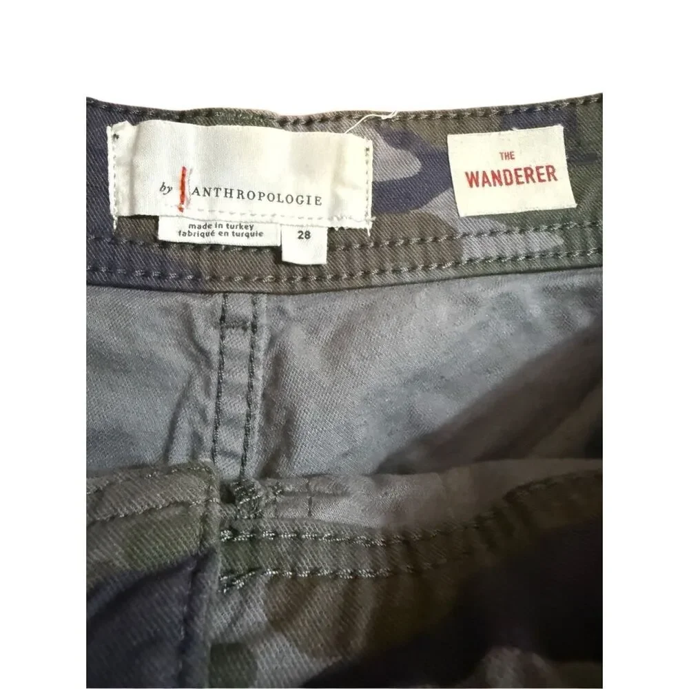 Anthropologie Wanderer Shorts Women’s Camo‎ Print Sz 28 Green